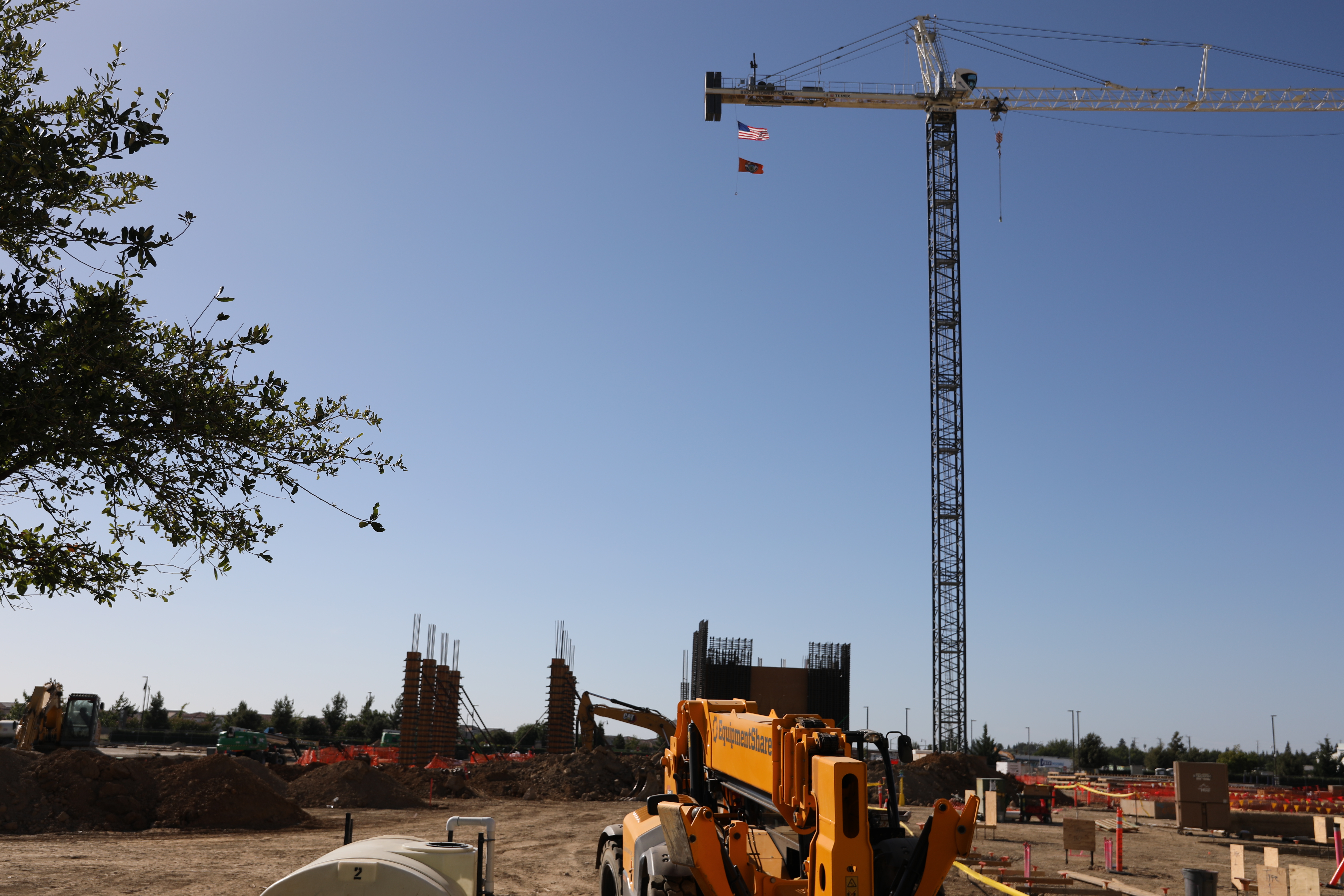 West And East Tower Foundation Pour Complete As Sky River Casino Begins Vertical Construction Of Resort Tower 